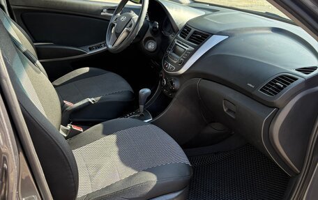 Hyundai Solaris II рестайлинг, 2015 год, 1 300 000 рублей, 7 фотография