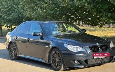 BMW 5 серия, 2004 год, 729 000 рублей, 19 фотография