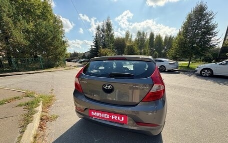 Hyundai Solaris II рестайлинг, 2015 год, 1 300 000 рублей, 6 фотография