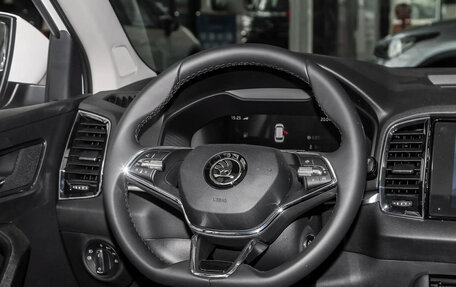 Skoda Karoq I, 2025 год, 2 335 001 рублей, 11 фотография