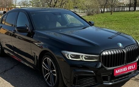BMW 7 серия, 2019 год, 4 500 000 рублей, 6 фотография