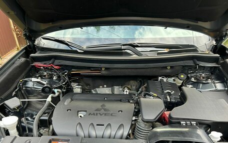 Mitsubishi Outlander III рестайлинг 3, 2019 год, 2 350 000 рублей, 4 фотография