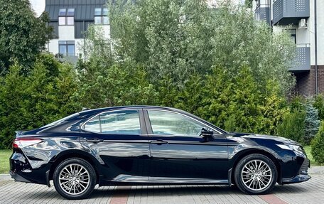 Toyota Camry, 2019 год, 2 590 000 рублей, 5 фотография