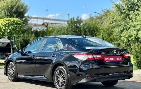 Toyota Camry, 2019 год, 2 590 000 рублей, 8 фотография
