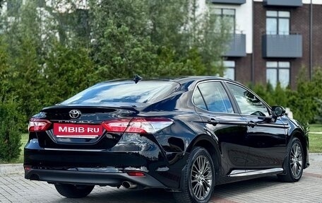 Toyota Camry, 2019 год, 2 590 000 рублей, 6 фотография