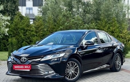 Toyota Camry, 2019 год, 2 590 000 рублей, 12 фотография