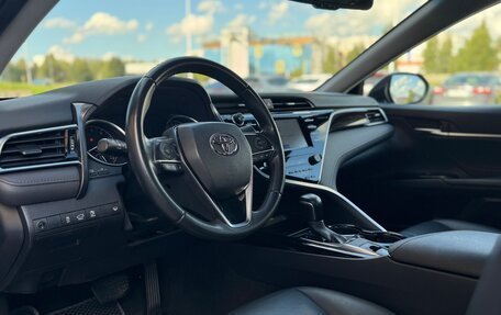 Toyota Camry, 2019 год, 2 590 000 рублей, 25 фотография