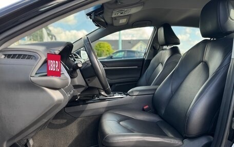 Toyota Camry, 2019 год, 2 590 000 рублей, 24 фотография