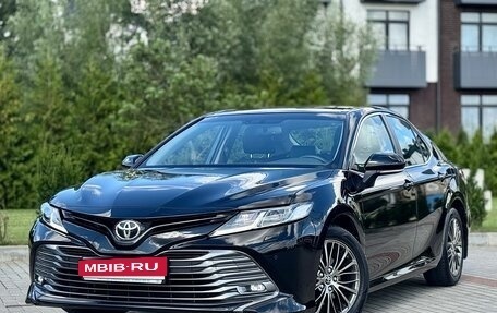Toyota Camry, 2019 год, 2 590 000 рублей, 19 фотография