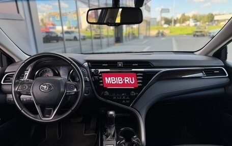 Toyota Camry, 2019 год, 2 590 000 рублей, 28 фотография