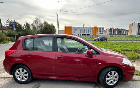 Nissan Tiida, 2011 год, 950 000 рублей, 2 фотография
