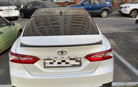 Toyota Camry, 2018 год, 2 100 000 рублей, 2 фотография