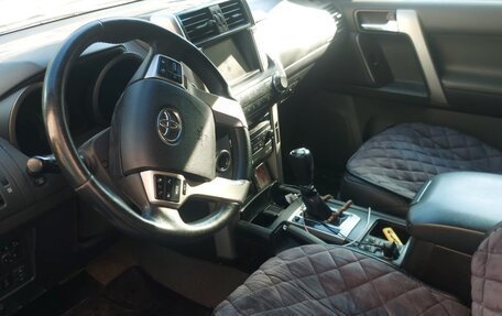 Toyota Land Cruiser Prado 150 рестайлинг 2, 2013 год, 3 600 000 рублей, 4 фотография