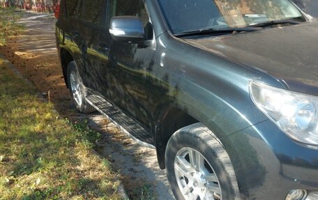 Toyota Land Cruiser Prado 150 рестайлинг 2, 2013 год, 3 600 000 рублей, 2 фотография