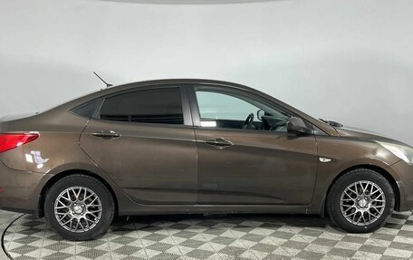 Hyundai Solaris II рестайлинг, 2016 год, 995 000 рублей, 4 фотография