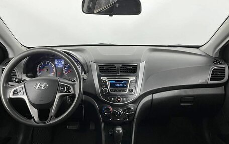 Hyundai Solaris II рестайлинг, 2016 год, 995 000 рублей, 11 фотография