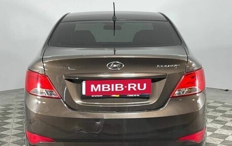 Hyundai Solaris II рестайлинг, 2016 год, 995 000 рублей, 6 фотография