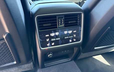 Porsche Cayenne III, 2025 год, 16 600 000 рублей, 18 фотография
