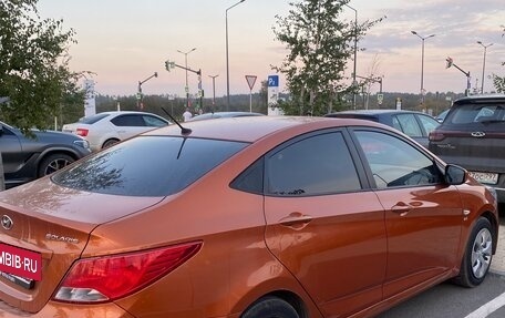 Hyundai Solaris II рестайлинг, 2015 год, 1 020 000 рублей, 4 фотография