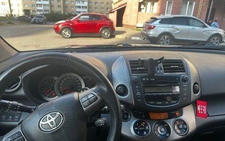 Toyota RAV4, 2010 год, 1 210 000 рублей, 17 фотография