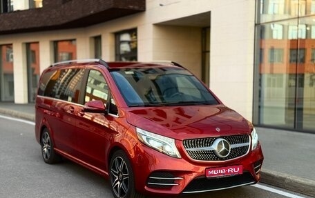 Mercedes-Benz V-Класс, 2019 год, 6 100 000 рублей, 1 фотография