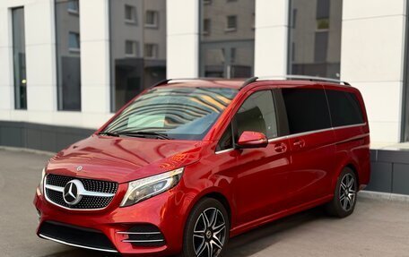 Mercedes-Benz V-Класс, 2019 год, 6 100 000 рублей, 4 фотография