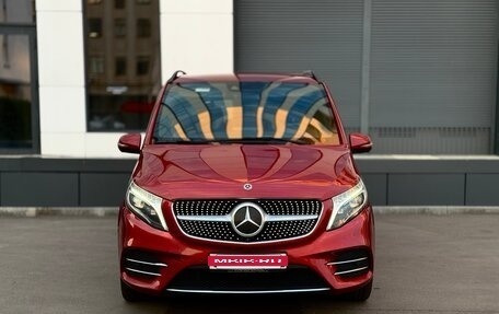 Mercedes-Benz V-Класс, 2019 год, 6 100 000 рублей, 2 фотография