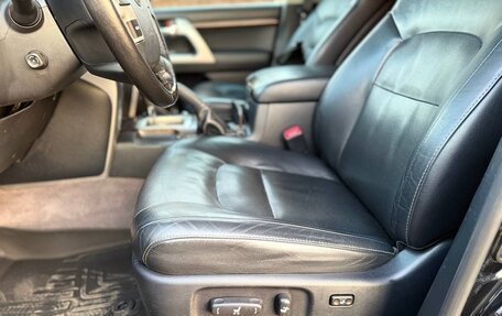 Toyota Land Cruiser 200, 2015 год, 4 199 000 рублей, 5 фотография