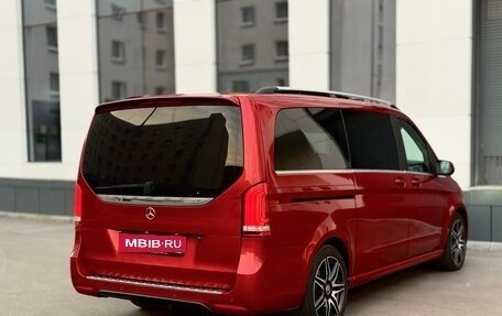 Mercedes-Benz V-Класс, 2019 год, 6 100 000 рублей, 18 фотография