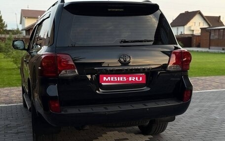 Toyota Land Cruiser 200, 2015 год, 4 199 000 рублей, 8 фотография