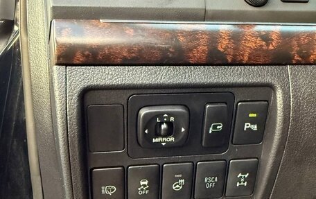 Toyota Land Cruiser 200, 2015 год, 4 199 000 рублей, 40 фотография
