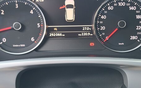 Volkswagen Touareg III, 2012 год, 3 150 000 рублей, 9 фотография