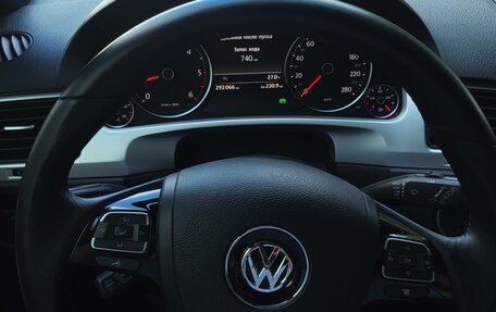 Volkswagen Touareg III, 2012 год, 3 150 000 рублей, 18 фотография