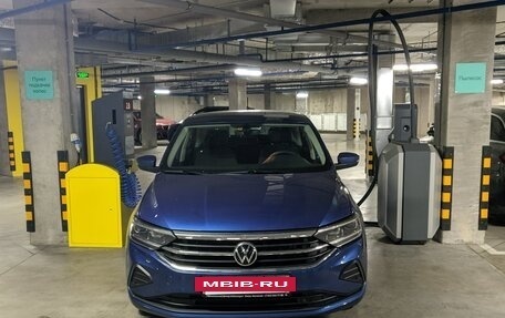 Volkswagen Polo VI (EU Market), 2021 год, 1 750 000 рублей, 2 фотография
