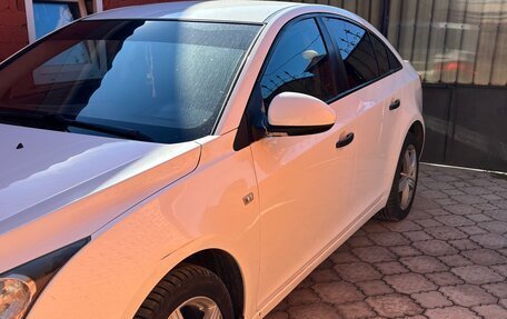Chevrolet Cruze II, 2011 год, 830 000 рублей, 2 фотография