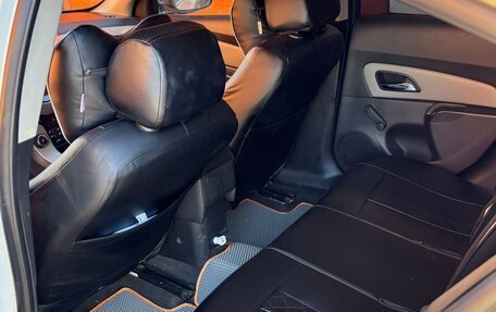 Chevrolet Cruze II, 2011 год, 830 000 рублей, 4 фотография