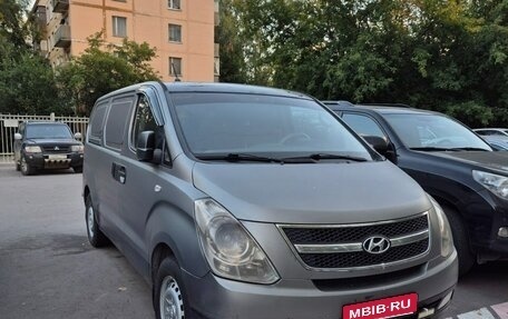 Hyundai Grand Starex Grand Starex I рестайлинг 2, 2011 год, 1 100 000 рублей, 1 фотография