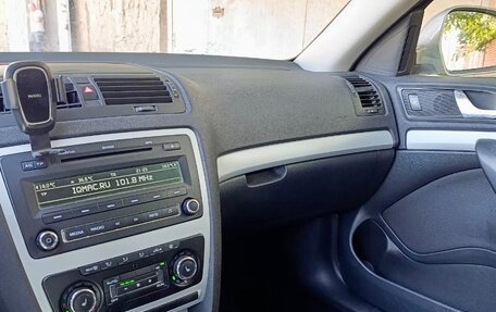 Skoda Octavia, 2010 год, 680 000 рублей, 14 фотография