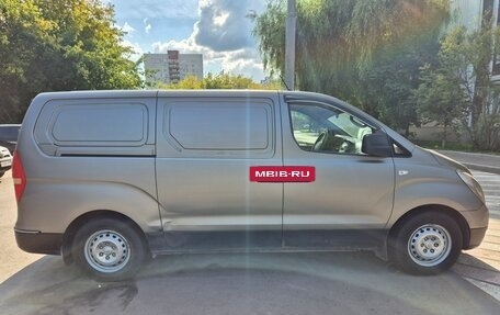 Hyundai Grand Starex Grand Starex I рестайлинг 2, 2011 год, 1 100 000 рублей, 4 фотография