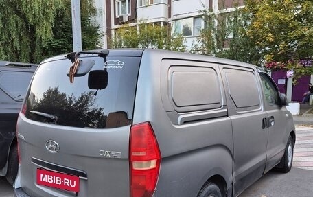 Hyundai Grand Starex Grand Starex I рестайлинг 2, 2011 год, 1 100 000 рублей, 3 фотография