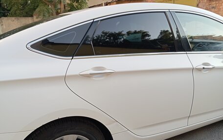 Hyundai i40 I рестайлинг, 2013 год, 1 150 000 рублей, 5 фотография