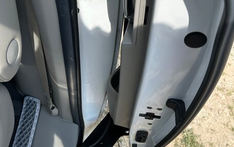KIA Carnival III, 2019 год, 2 999 999 рублей, 27 фотография