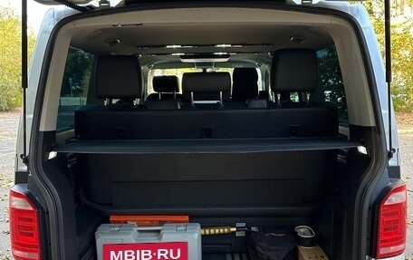 Volkswagen Multivan T6 рестайлинг, 2015 год, 3 250 000 рублей, 22 фотография