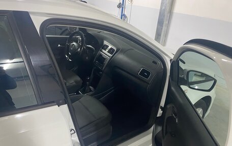 Volkswagen Polo VI (EU Market), 2017 год, 1 300 000 рублей, 9 фотография