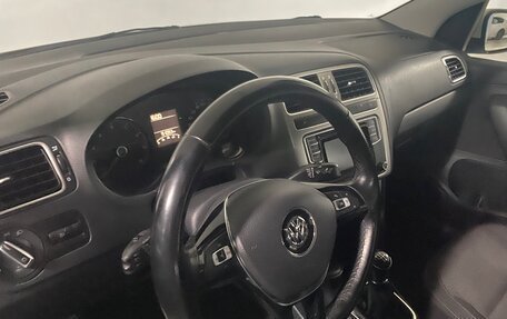 Volkswagen Polo VI (EU Market), 2017 год, 1 300 000 рублей, 7 фотография