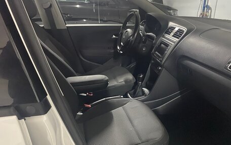 Volkswagen Polo VI (EU Market), 2017 год, 1 300 000 рублей, 10 фотография