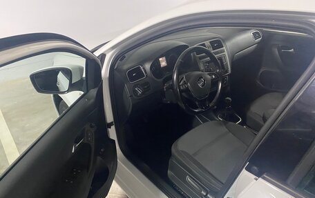 Volkswagen Polo VI (EU Market), 2017 год, 1 300 000 рублей, 6 фотография