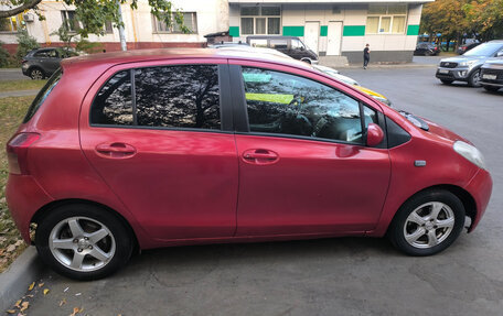 Toyota Yaris III рестайлинг, 2007 год, 285 000 рублей, 4 фотография