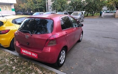 Toyota Yaris III рестайлинг, 2007 год, 285 000 рублей, 5 фотография