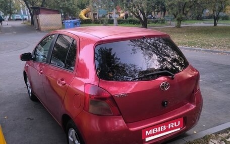 Toyota Yaris III рестайлинг, 2007 год, 285 000 рублей, 6 фотография